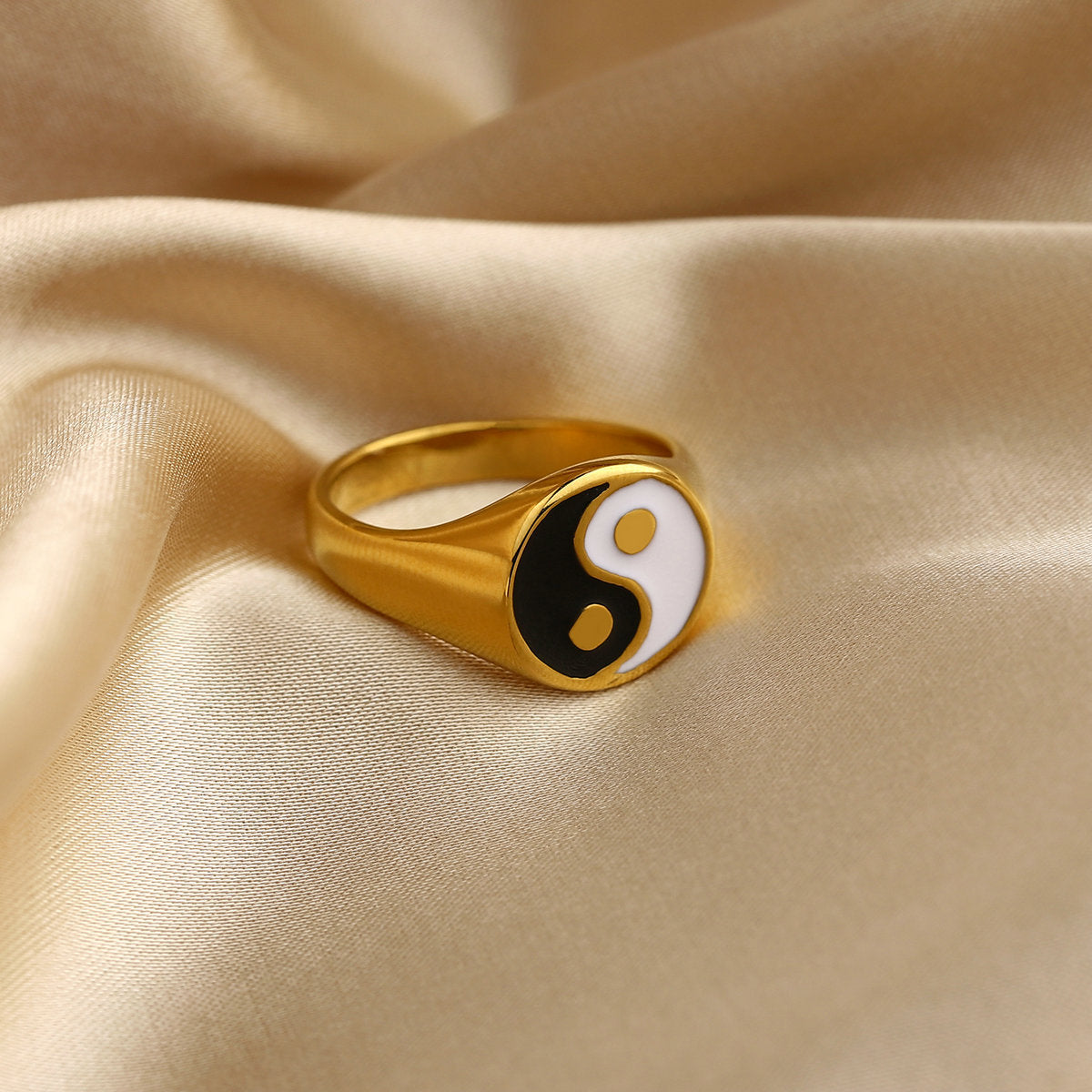 Stainless Steel Ring 18K Gold Plated Ring - L’Heure Marquée 