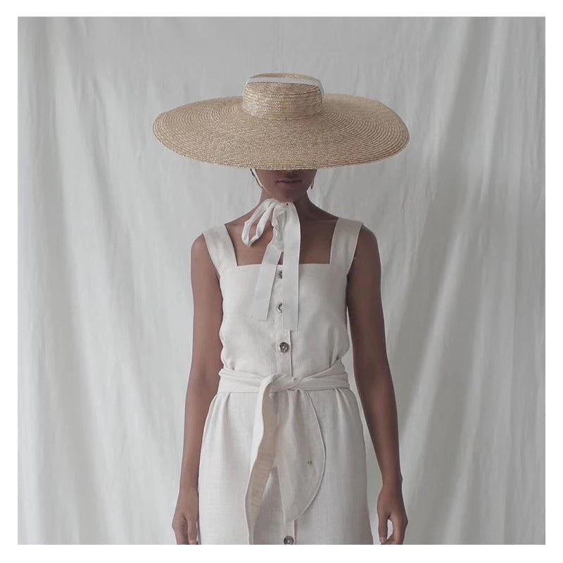 Simple And Fashionable Strappy Straw Flat Hat - L’Heure Marquée 