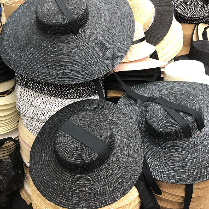 Simple And Fashionable Strappy Straw Flat Hat - L’Heure Marquée 