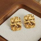 Square Pleated Earrings - L’Heure Marquée 